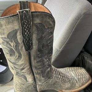 Dan post Snake skin boots size 12 only worn a few times